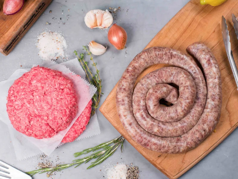 WAGYU BURGERS AND SWEET ITALIAN SAUSAGE