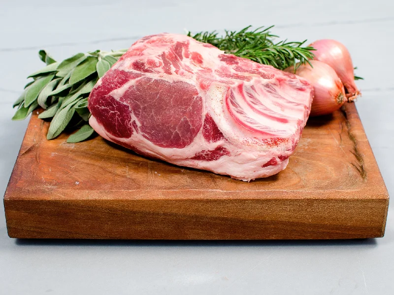 RED WATTLE COUNTRY-RIB PORK LOIN ROAST, 2.5-3lb